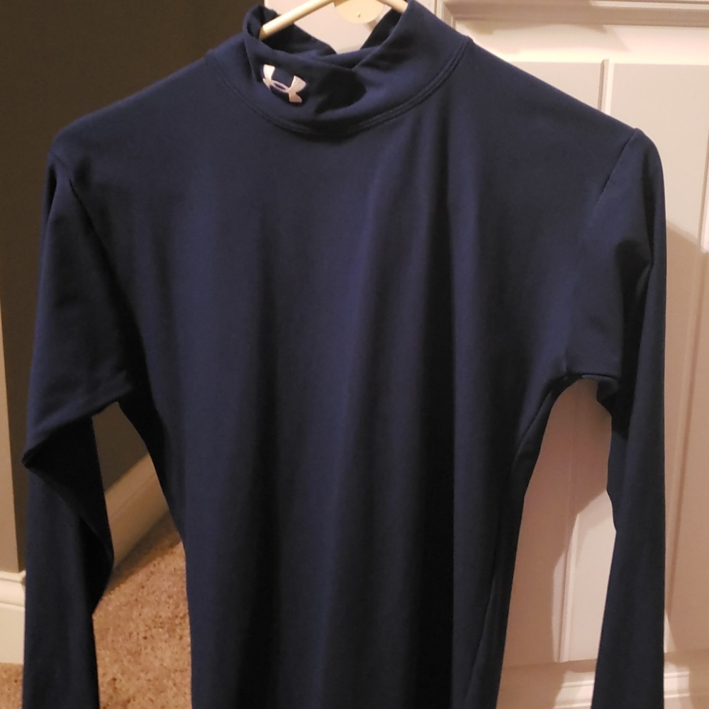 Underarmour compression shirt